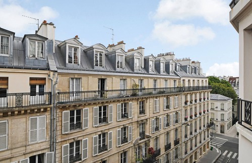 Sorbonne Apartamento | A Stunning 1-BDR in Saint Michel / Notre Dame