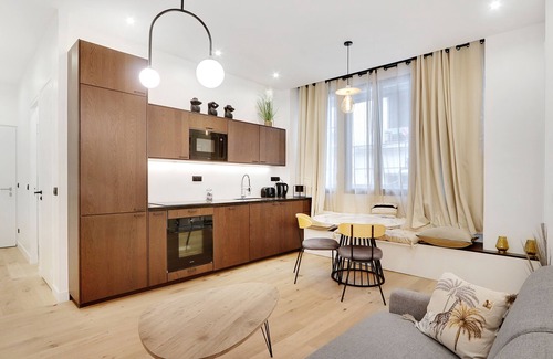 Bercy Apartamento | A Stunning 2-BR/2BA in Reuilly-Diderot
