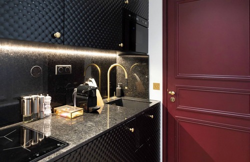 Champs-Elysees Apartamento | A Sweet 2-BR nest in the Champs-Elysées