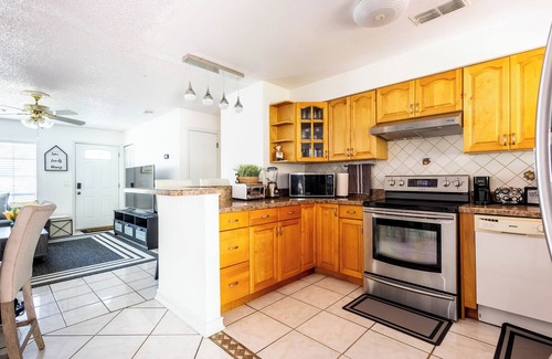 Kissimmee Casa | -A Sweet Home Near Theme Parks!-