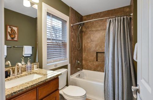 Woodfin Casa | A Sweet North Asheville Home Close to Downtown