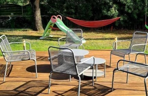 Aigrefeuille-sur-Maine Apartamento | A swimming pool in the vineyard!