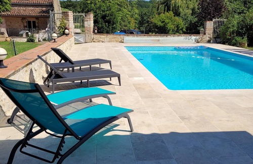 Layrac Casa | A SWIMMING POOL HOLIDAY STYLE