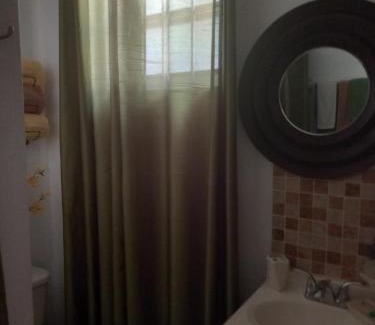 Nassau Apartamento | A Taste of Paradise - Vacation Rentals close to US Embassy & Restaurants