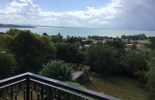 San Feliciano Casa | Una terraza en el lago Trasimeno