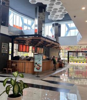 Jatinegara Apartamento | A Tidy Apartment In The City