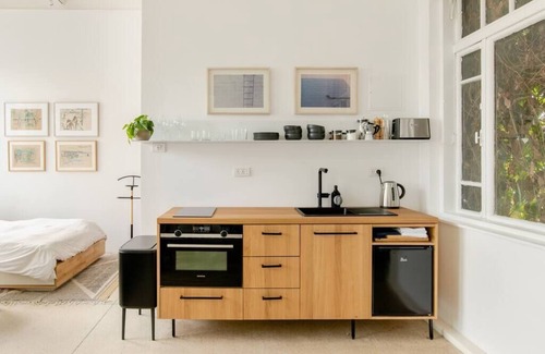 Neve Tzedek Apartamento | A timeless Studio in an Iconic building