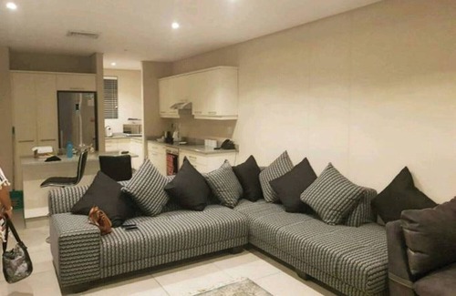 Umhlanga Apartamento | UN TOQUE DE CLASE BEACON ROCK 126 UMHLANGA