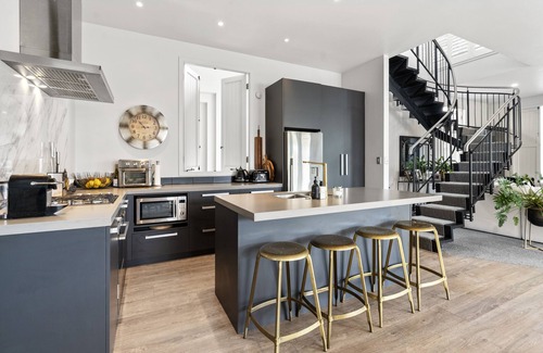Ponsonby Casa | A Touch of the Mediterranean - St Marys Bay