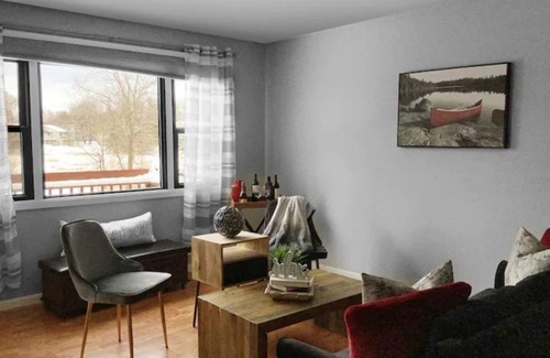 Brooklyn Center Casa | A Townhouse with a Cabin feel in the City
