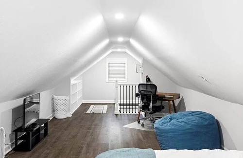 Rosedale Casa | A Tranquil Oasis Bungalow