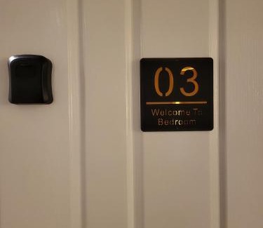 Craigieburn Casa | A Traveller's abode - Room 3