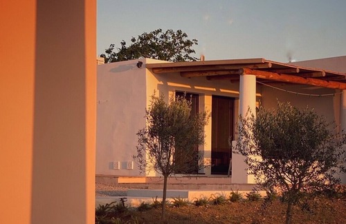 Quattropani Villa | Un homenaje a la naturaleza en la línea de la Arquitectura Eólica
