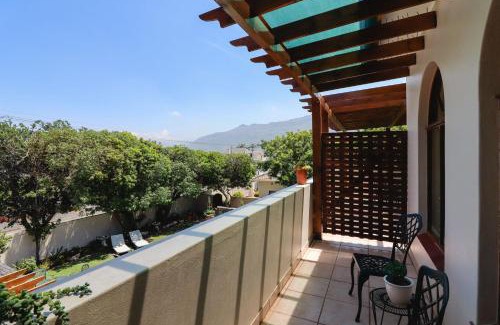 Fish Hoek Casa | A Tuscan Villa Guest House