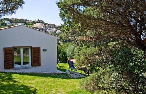 Capo Testa Casa | Una casa de vacaciones a pocos pasos de una bahía de playa privada