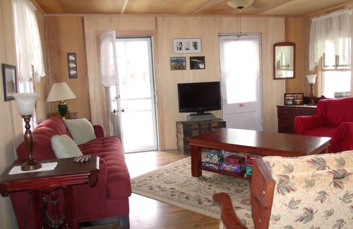 Thousand Island Park Cabaña | Unas vacaciones que se sienten como en casa