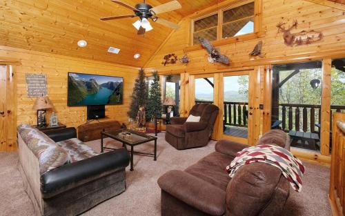 Gatlinburg - Pigeon Forge Villa | A View to A Dream