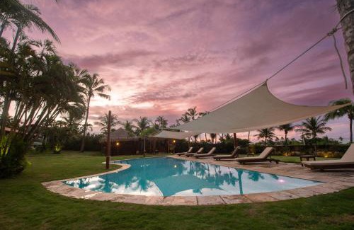 Pecém Casa | A Villa 8 suites 30 pessoas