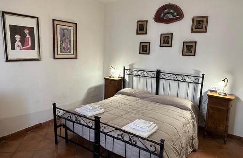 Isola della Scala Cama Y Desayuno | A Villa Esperia Bed and Breakfast