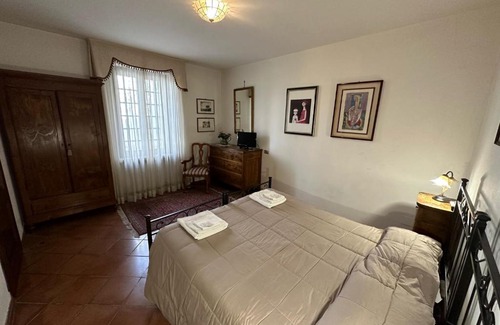 Isola della Scala Cama Y Desayuno | A Villa Esperia Bed and Breakfast