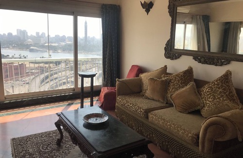 Al-Azbakiyah Casa | A vintage Nile view pentahouse