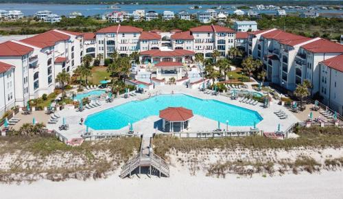 North Topsail Beach Apartamento | A Wave From It All- Luxe 1BR at Villa Capriani