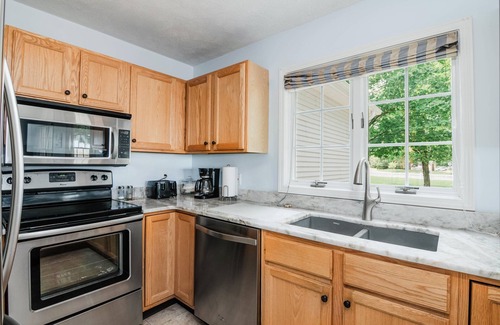 Manistee Cabaña | A Wave From It All - Cottage at Harbor Village