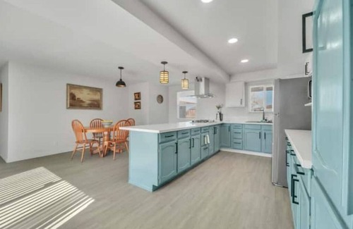 California City Casa | A White House in a Desert Paradise!