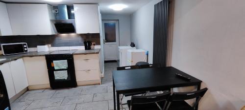 Distington Apartamento | A Whole Terrace house to you