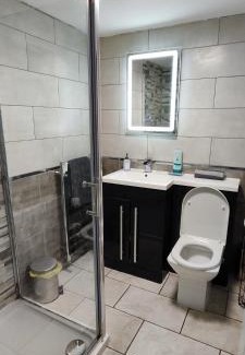 Distington Apartamento | A Whole Terrace house to you