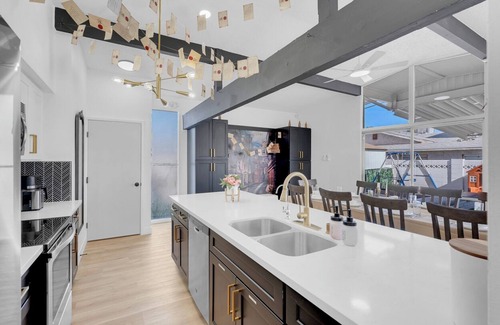 Vegas Heights Casa | A Wizard’s Stay Experience: Hogwarts Way
