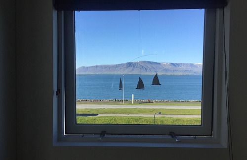Downtown Apartamento | Un maravilloso piso con vista al mar en el centro de la ciudad.