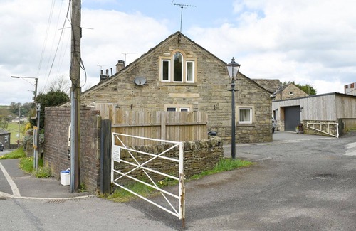 Cartworth Cabaña | 2 bedroom accommodation in Holmfirth