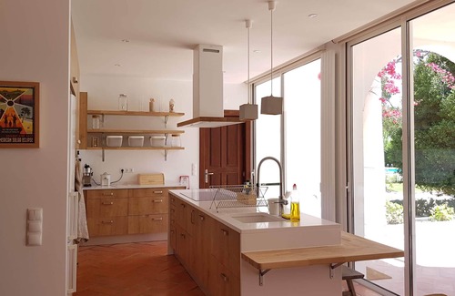 Carvalhal Villa | Una casa típica maravillosa, a 400 metros de la playa, con vistas a la duna de arena y al lago