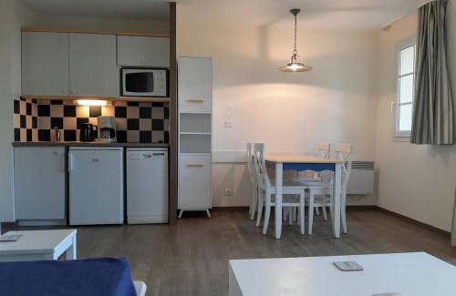 Fouesnant Apartamento | A07- Apt PMR 4 à 5 pers, sea view, beach, pool
