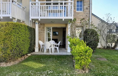 Fouesnant Apartamento | A07- Apt PMR 4/5 pers, sea view, beach, swimming pool