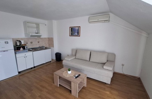 Seget Vranjica Apartamento | A1 – apartment with balcony and the sea view