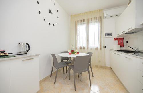 Cesate Apartamento | A1 Fiori di Pesco #TRILOCALE DOPPI SERVIZI- Fiera Rho Milano Monza Como Malpensa