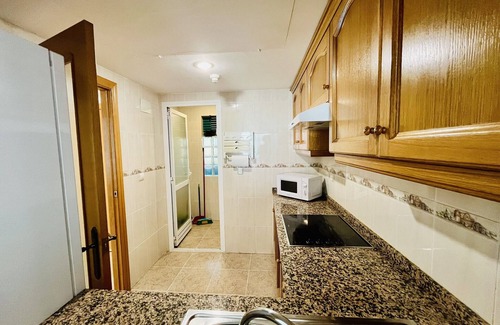 Villajoyosa Apartamento | A1056 - Soleado y amplio apartamento con piscina y aire acondicionado