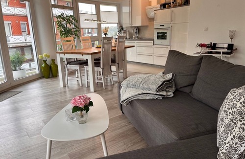 Sahlenburg Apartamento | A2.5 - Exclusive, beautiful vacation apartment with round balcony for 4 people