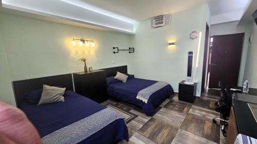 Cuautitlan Izcalli Apartamento | A21 SUITE BLACK MAX para 1 a 4 personas, Especialistas en CORTAS, MEDIANAS Y LARGAS ESTANCIAS en IZCALLI TEPOTZOTLAN perfecto para Familias, Turistas, Contratistas, Estudiantes, Empresas A sólo 5 min Izcalli 5 min Esmeralda 20 min Satélite 25 min AIFA