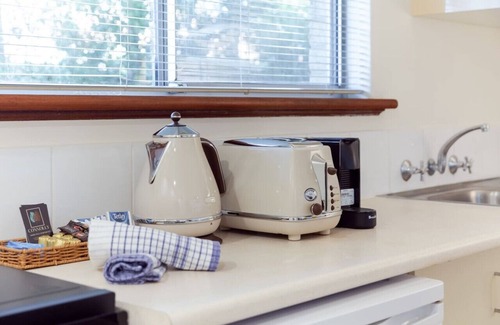 Connolly Apartamento | A4 - Deluxe 1 bedroom, 1 bathroom apartment!
