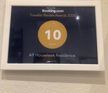 Palace District Apartamento | A9 Houseleek Astoria