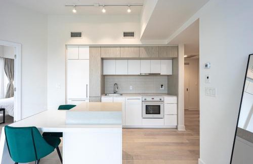 Downtown Montreal Apartamento | AAA Location & Spacious 1 Bedroom with Panoramic View on the City
