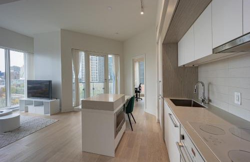 Downtown Montreal Apartamento | AAA Location & Spacious 1 Bedroom with Panoramic View on the City