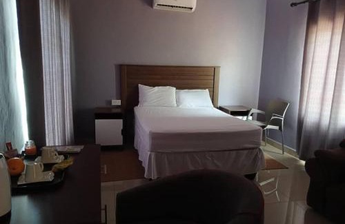 Kasane Casa | Aacron Hills Guesthouse