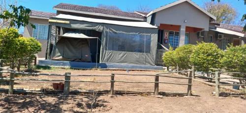 Kasane Casa | Aacron Hills Guesthouse