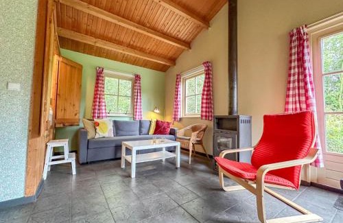 Lage Zwaluwe Casa | Aarde