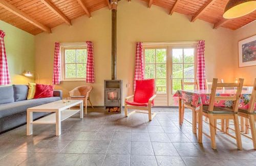 Lage Zwaluwe Casa | Aarde