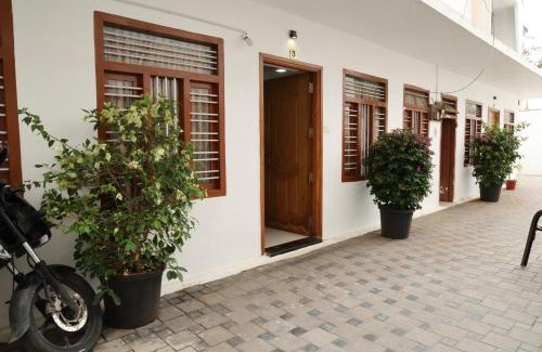 Coimbatore Hotel | Aaru Residency